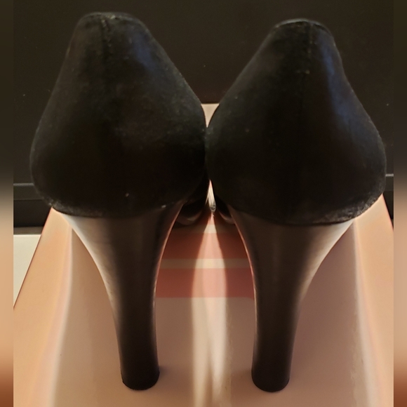 GUC Jessica Simpson Suede Peep Toe Heels - Picture 2 of 5